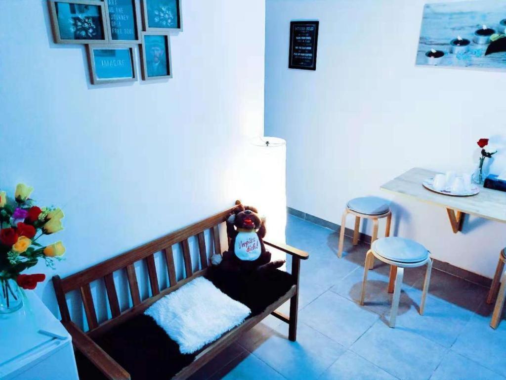 Cozy With Share The Bathroom And Kitchen Séjour chez l'habitant