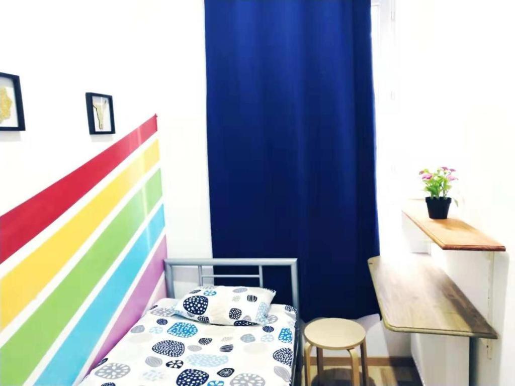 Cozy With Share The Bathroom And Kitchen Séjour chez l'habitant *