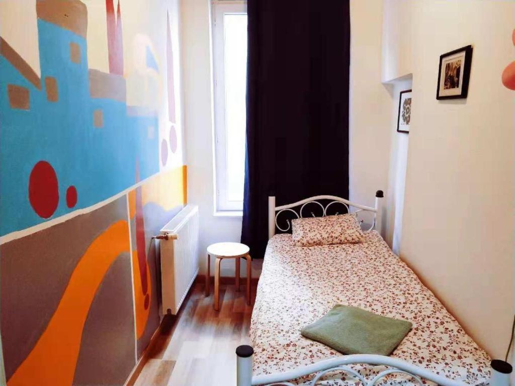Cozy With Share The Bathroom And Kitchen * Bruxelles